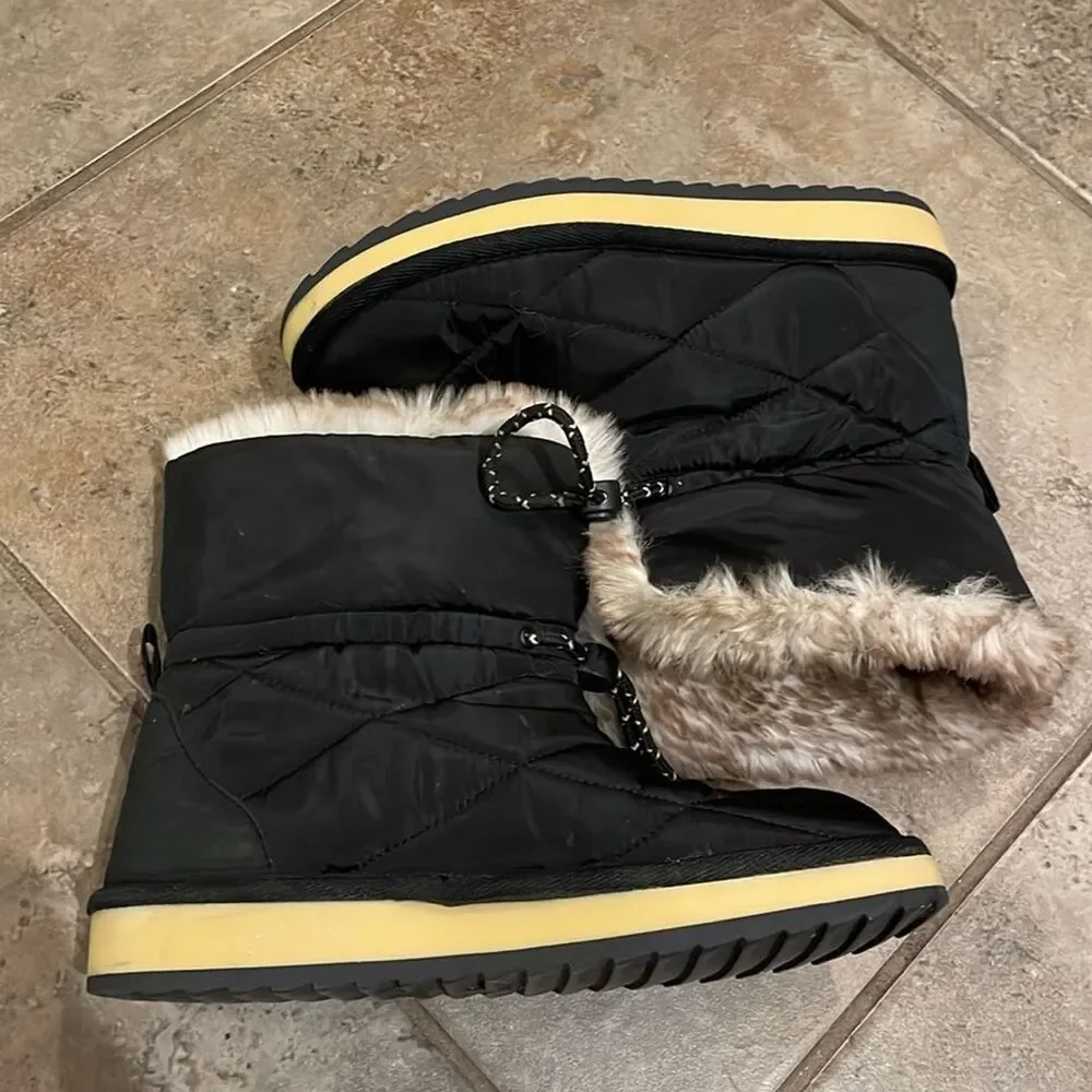 Time & Tru Black Thinsulate Faux Fur Quilted Boots Womens Size 7 Winter